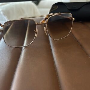 Ray-Ban Gold Frame aviator Sunglasses with Brown Lenses